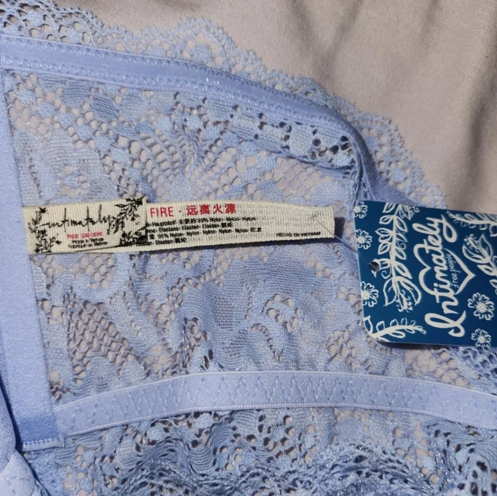 NWT FREE PEOPLE BANDEAU BRA BLUEMOON‎ QUARTZ